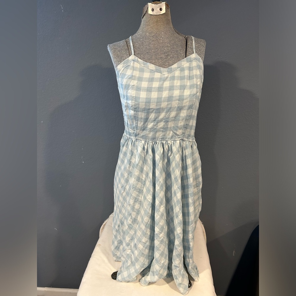 Women’s summer dress Maurices size Medium